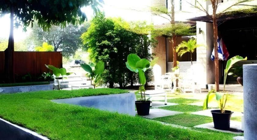 Klim Hotel Buriram Exterior foto